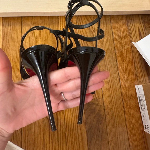 Christian Louboutin Mara 100 Black Patent Sandal Ankle Strap Open Heel Pump - Picture 8 of 13